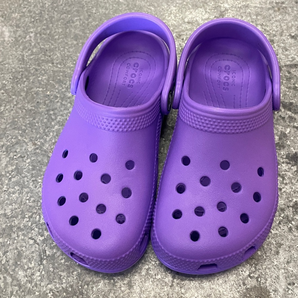 CROCS Kids Vibrant Purple Sandals - Picture 6 of 6